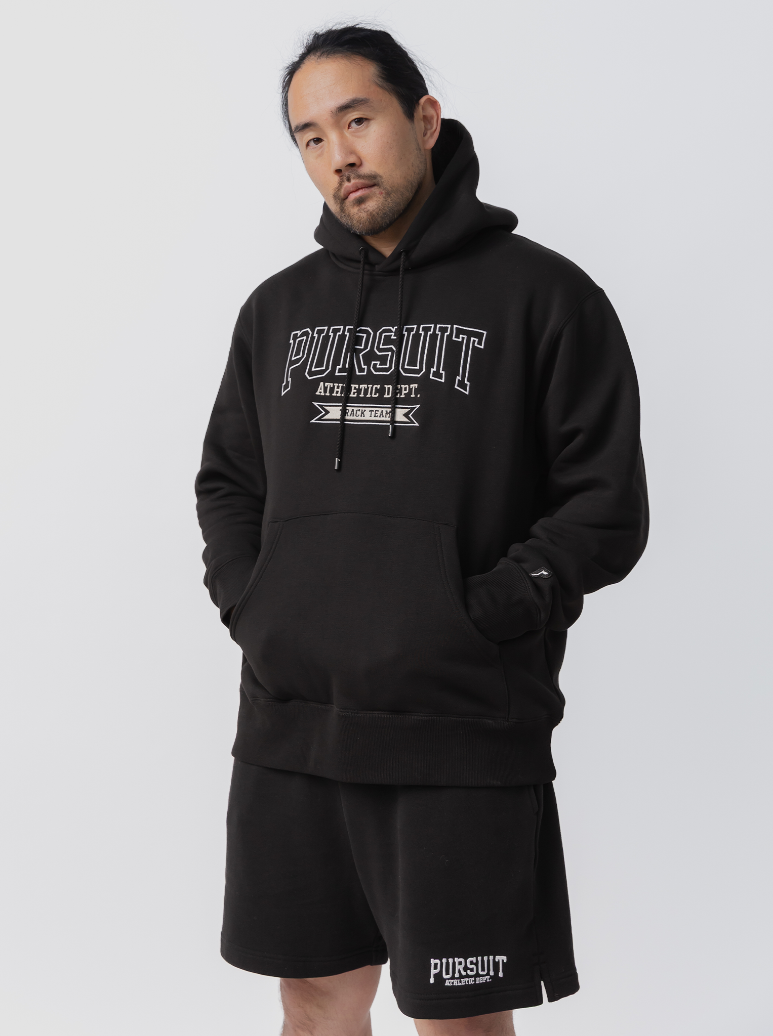 Varsity Heavyweight Pullover in Court Black