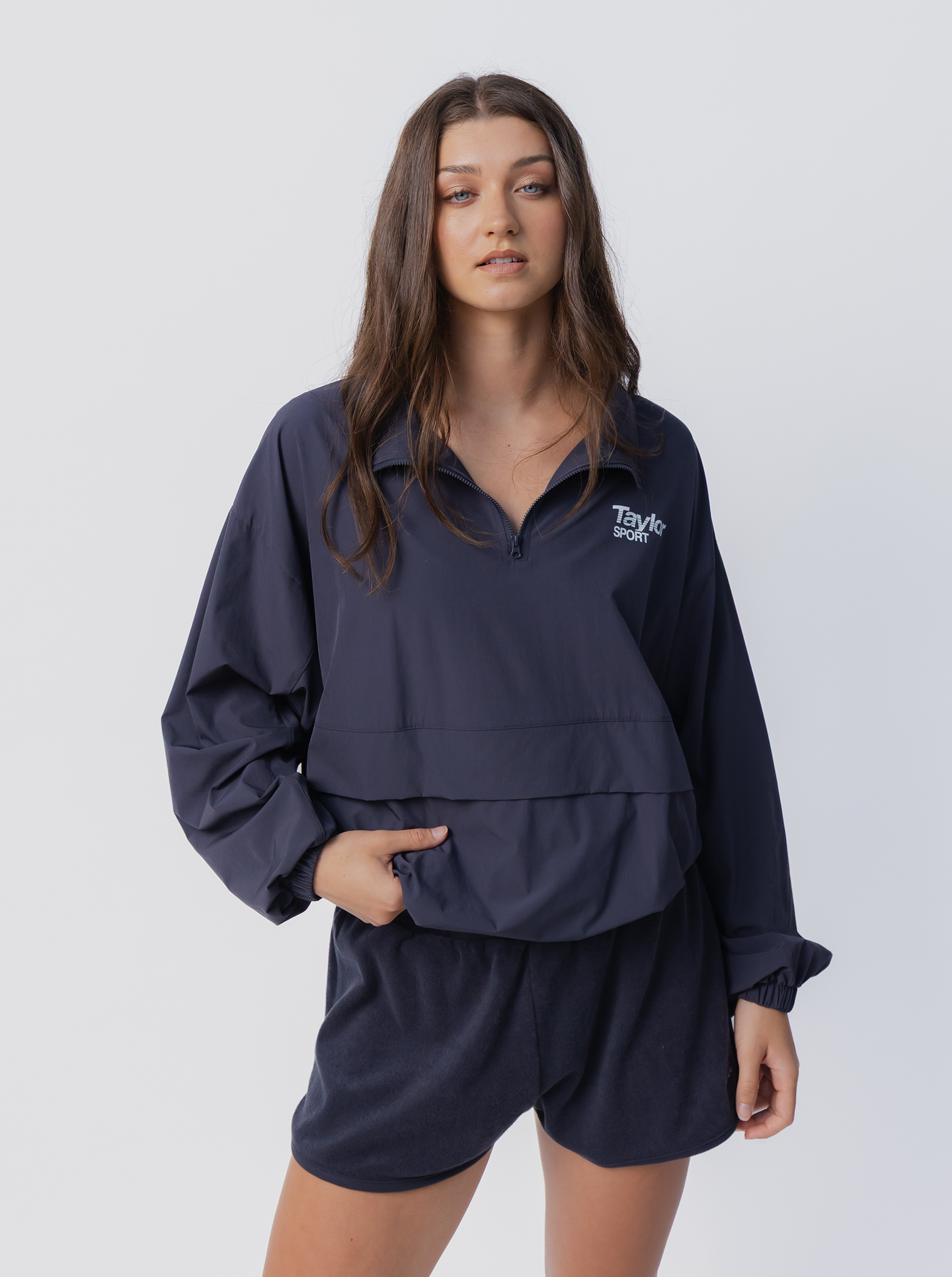 Luna Windbreaker